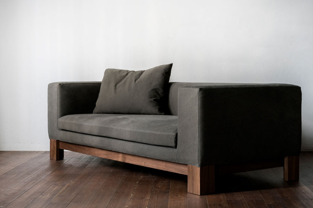 KOMORI SOFA (ARMLESS)