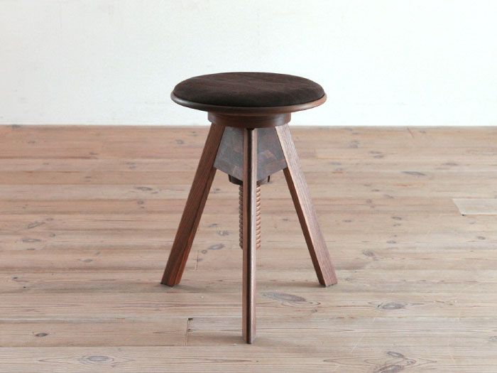 LUME STOOL